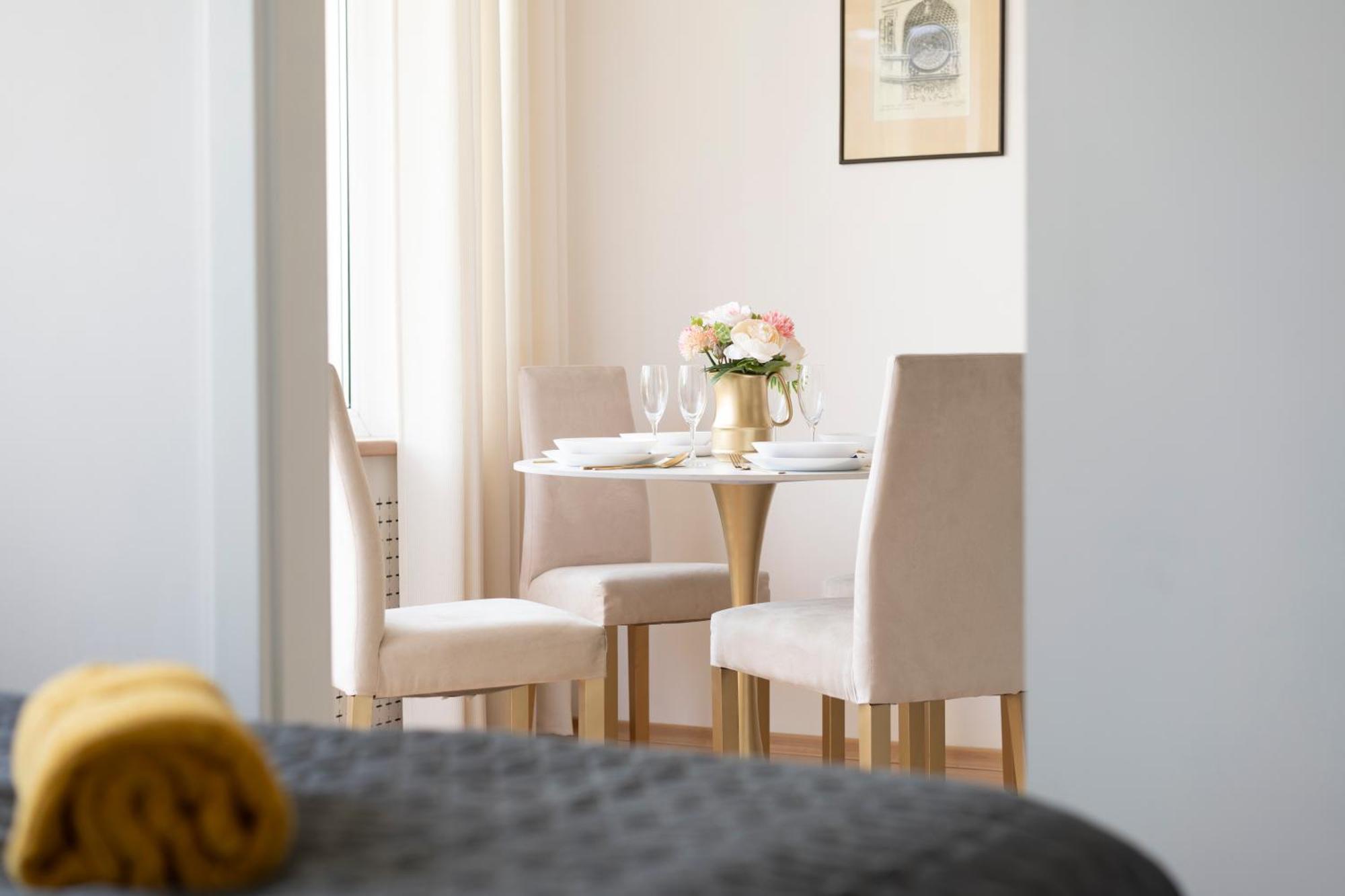 Greenpoint Hoza Apartment Warsaw Luaran gambar